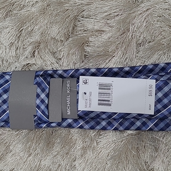 NWT MICHAEL KORS SLIM MEN'S BLUE TIE - Picture 4 of 5